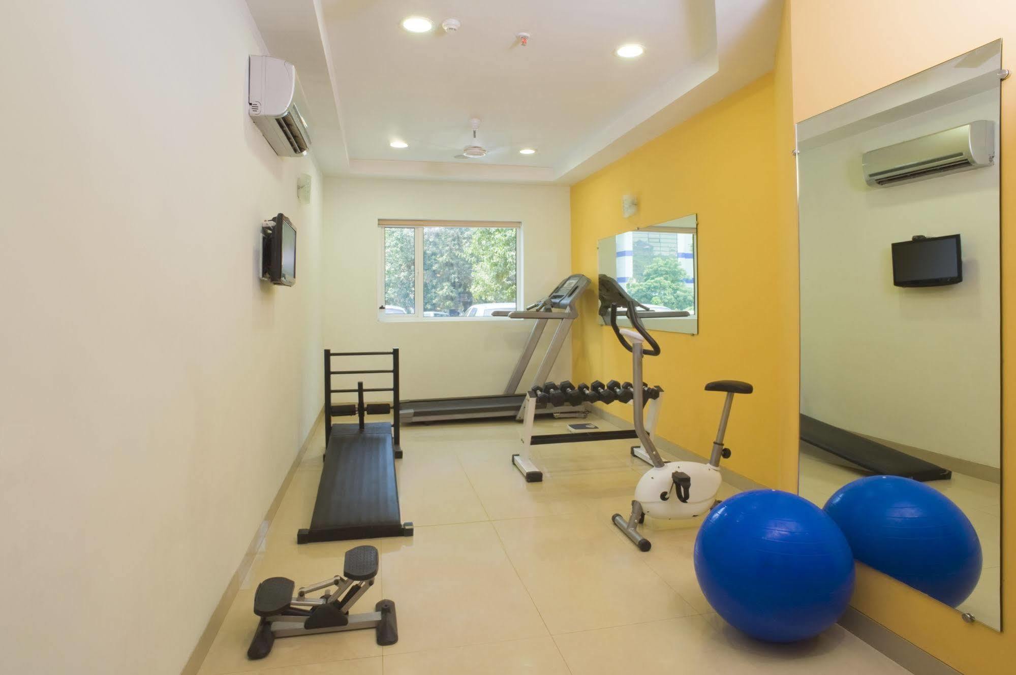גורגאון Hotel Manesar מראה חיצוני תמונה